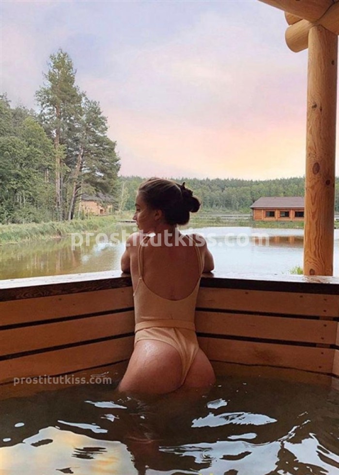 Проститутка  АКСИНЬЯ